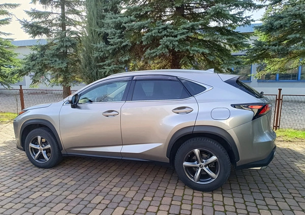 Lexus NX cena 105000 przebieg: 86000, rok produkcji 2015 z Bartoszyce małe 191